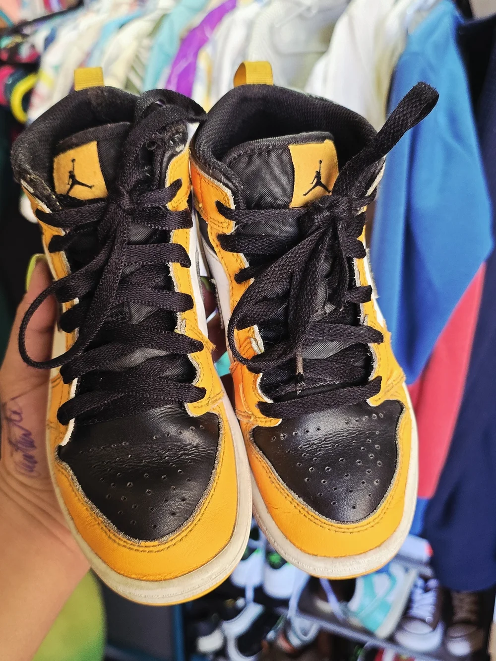 Nike / Air Jordan Kids High-Top Sneakers in Yellow, Black & White 